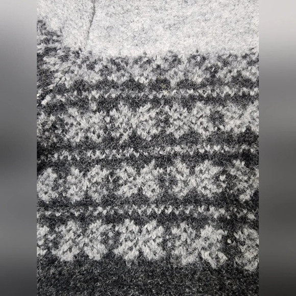 Vtg. Evan Picone 100% Wool neutral gray Fair Isle/Nordic print Knit jacket Sz M - Picture 7 of 10